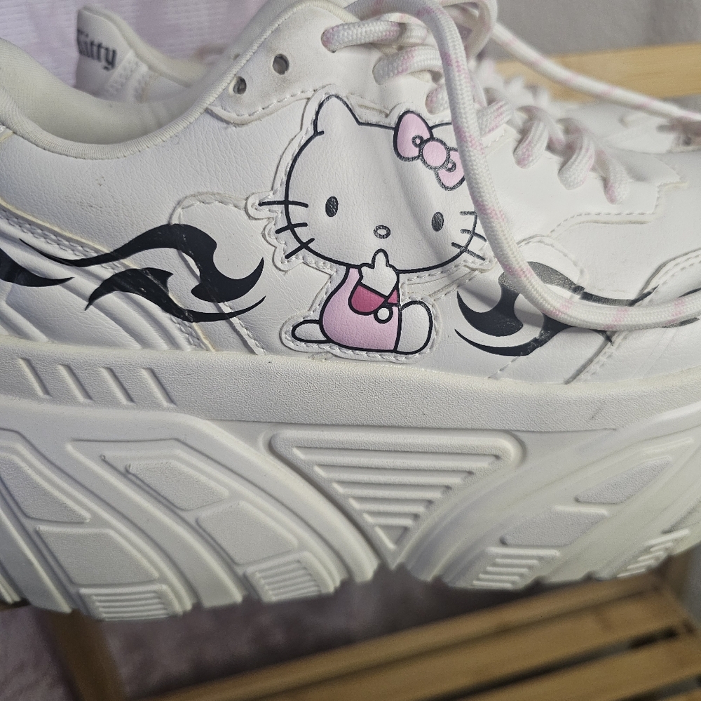 Hello Kitty Platform shoes